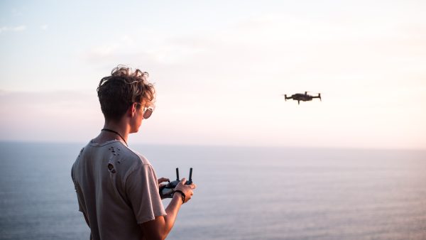 GUÍA de cómo volar un drone | TRUCOS para principiantes